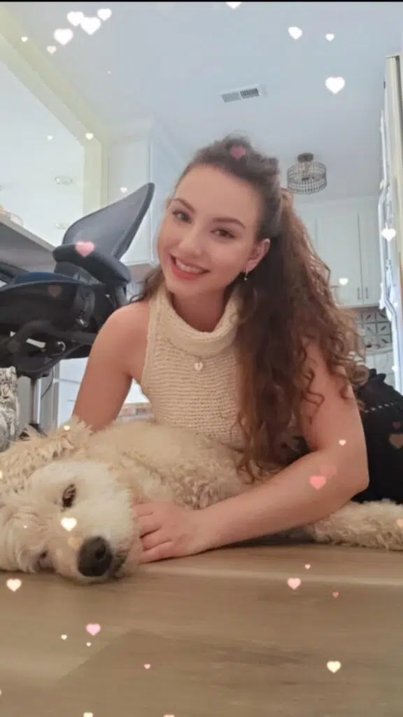 Sabina Masnica loves animals of all types and works as a child therapist in Round Rock, Texas